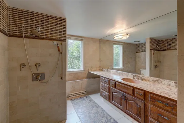 $3,798,000 | 3901 Moe Road, Mount Horeb, WI 53572