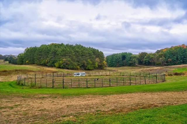 $3,798,000 | 3901 Moe Road, Mount Horeb, WI 53572