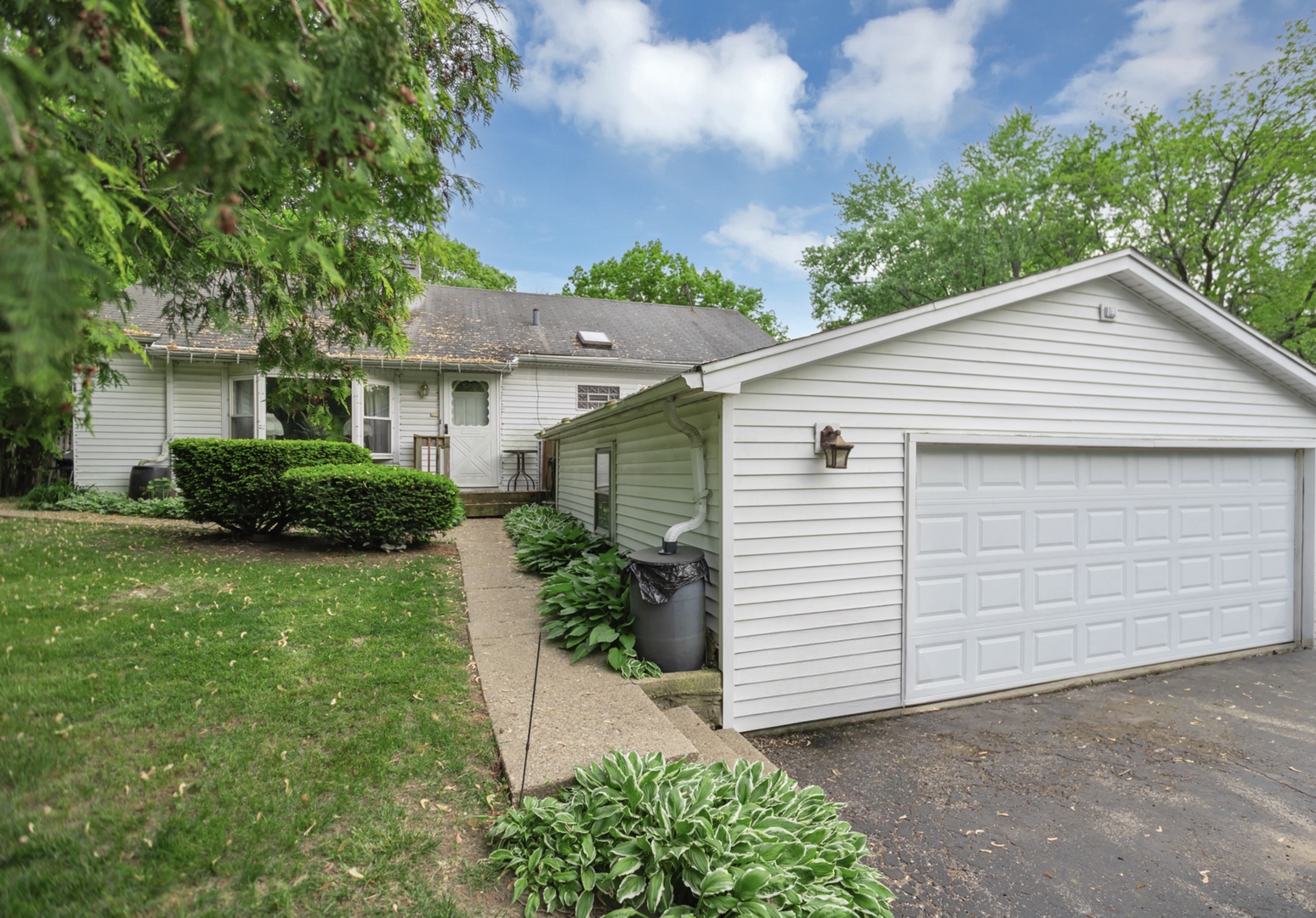 17963 West Greentree Rd