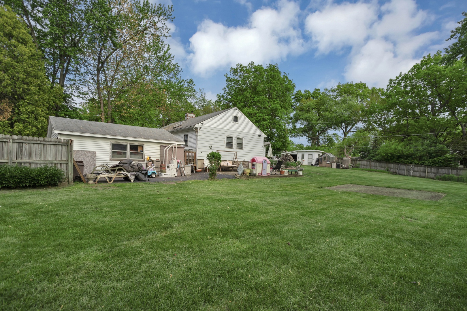 17963 West Greentree Road Grayslake, IL 60030 - Photo 3 of 17 Gallery Image 3