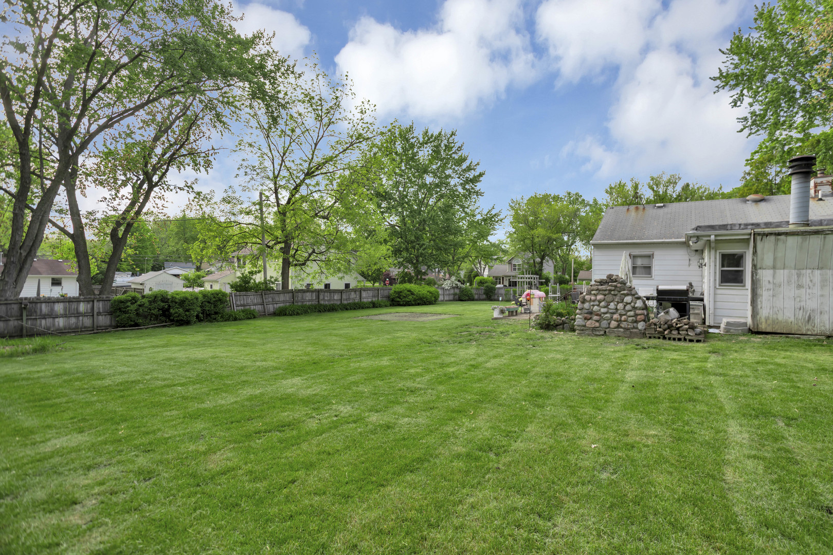 17963 West Greentree Road Grayslake, IL 60030 - Photo 5 of 17 Gallery Image 5