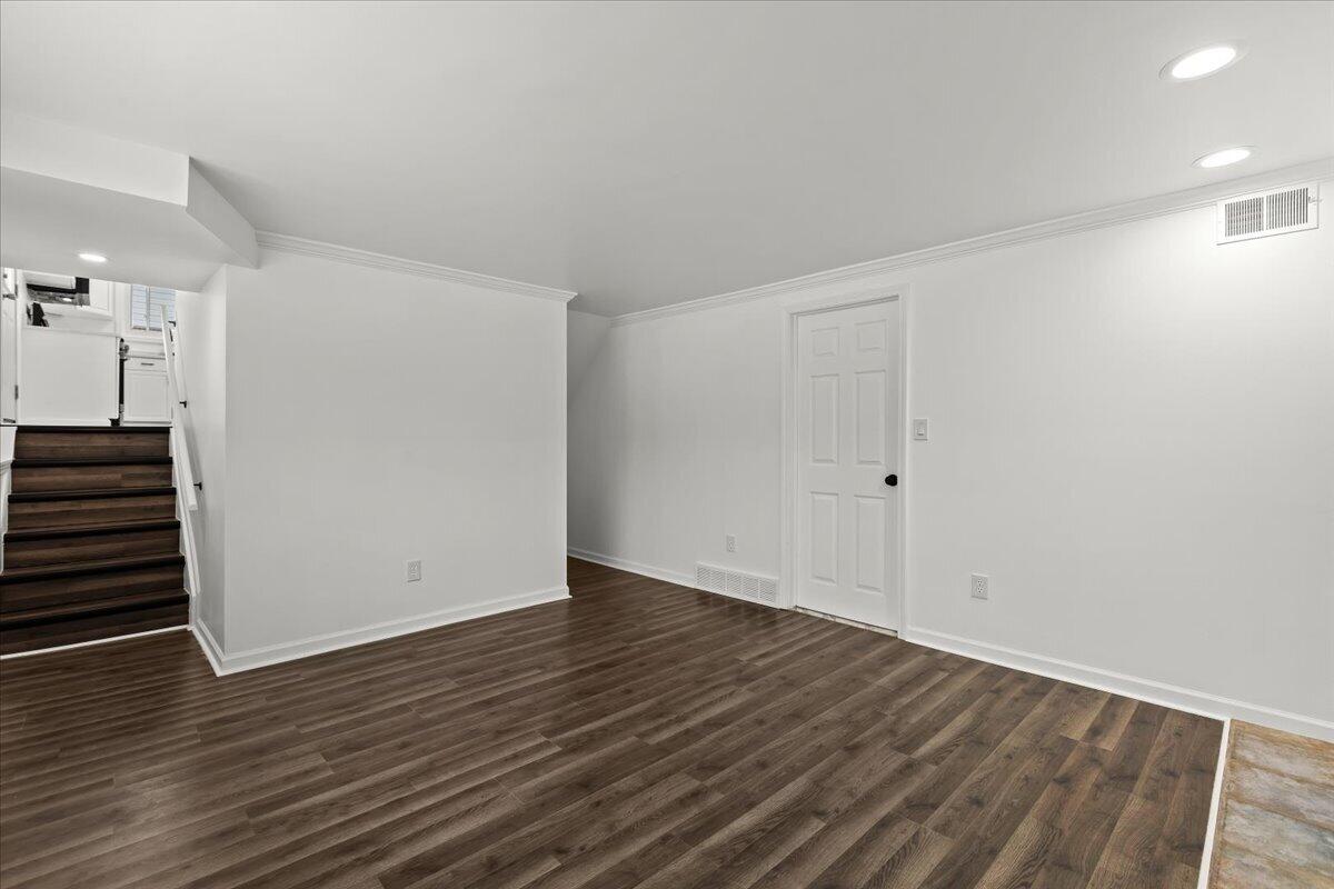 39618 Bart Street Canton, MI 48187 - Photo 23 of 46 25-39618 Bart St