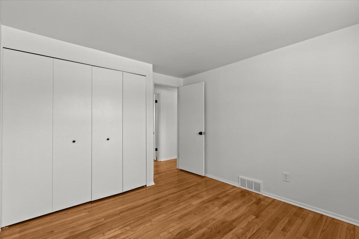 39618 Bart Street Canton, MI 48187 - Photo 26 of 46 22-39618 Bart St