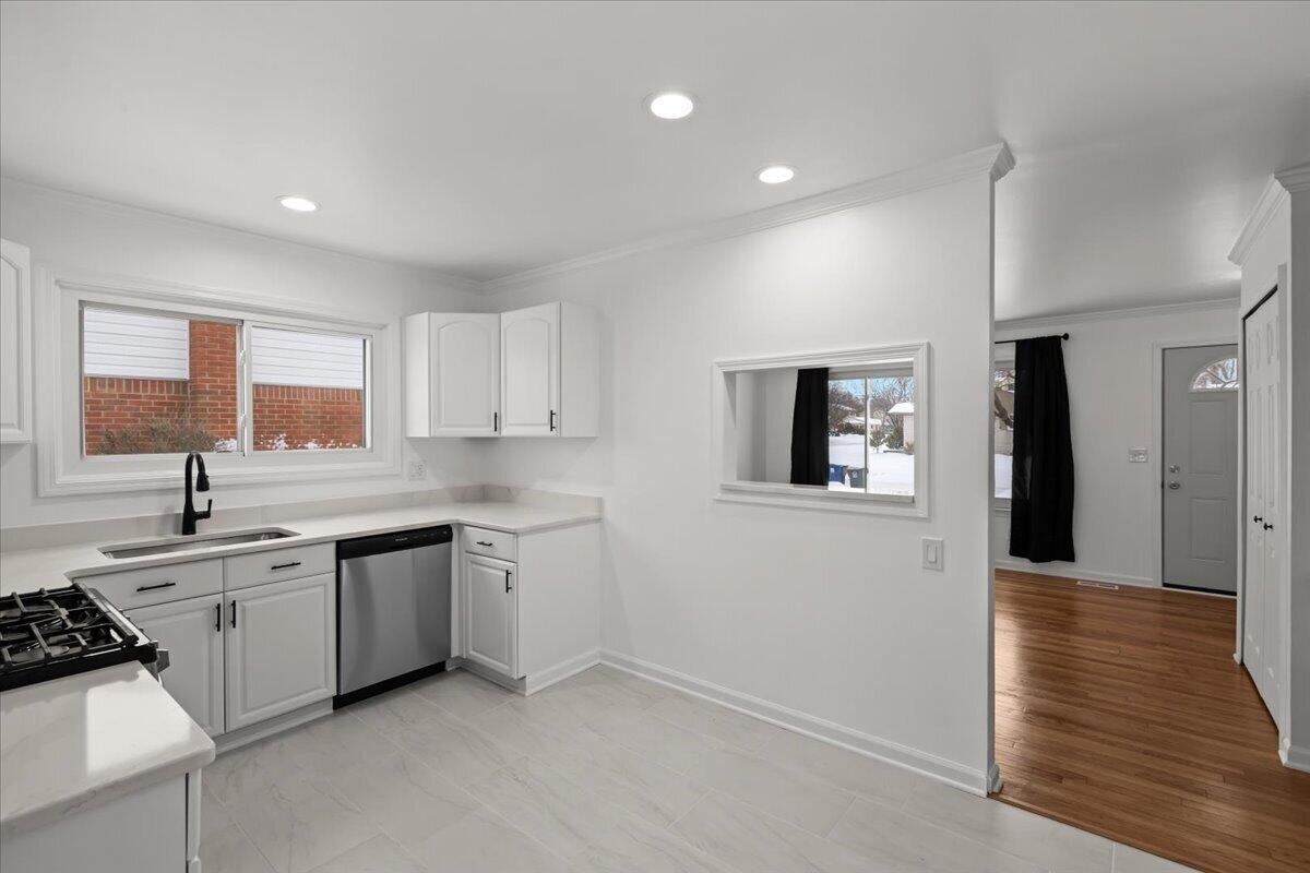 39618 Bart Street Canton, MI 48187 - Photo 37 of 46 11-39618 Bart St