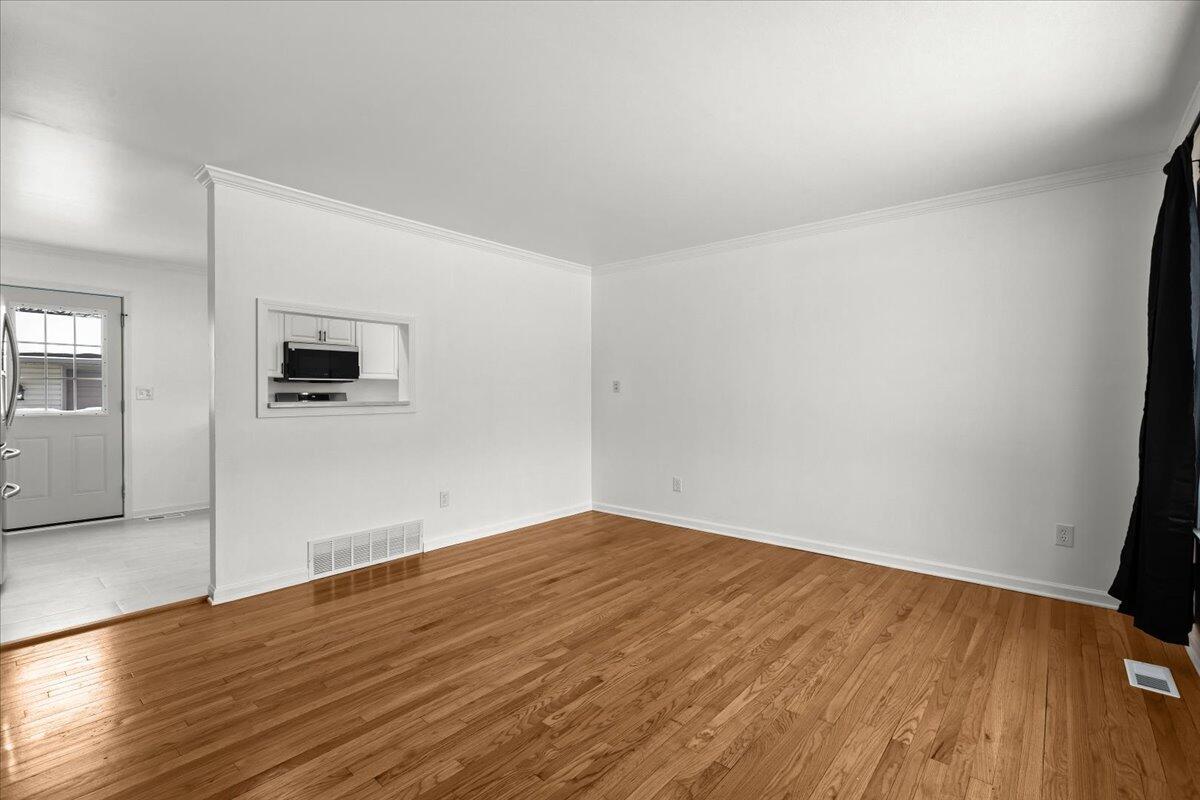 39618 Bart Street Canton, MI 48187 - Photo 43 of 46 05-39618 Bart St