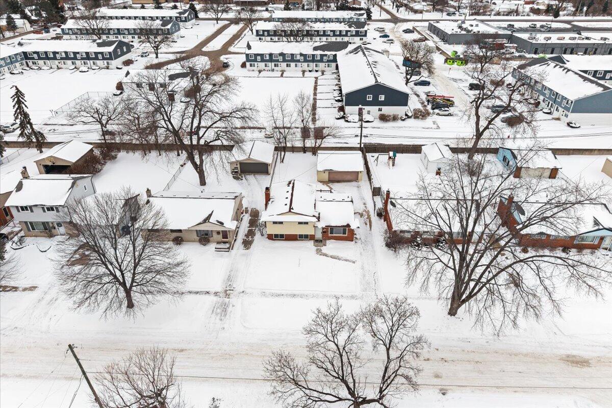 39618 Bart Street Canton, MI 48187 - Photo 8 of 46 40-39618 Bart St