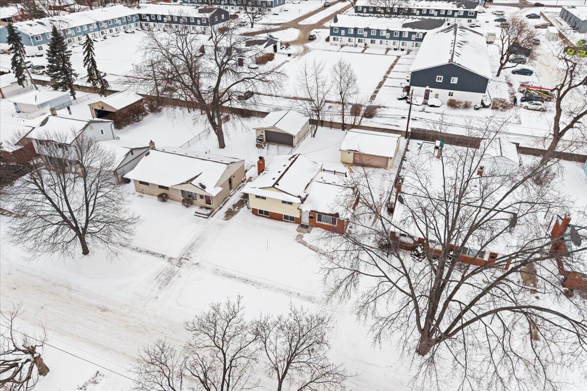 39618 Bart Street Canton, MI 48187 - Photo 9 of 46 39-39618 Bart St