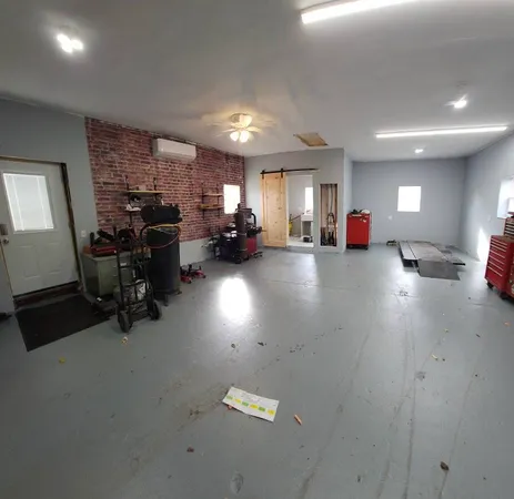 $149,900 | 19236 230th Avenue, Paris, MI 49338