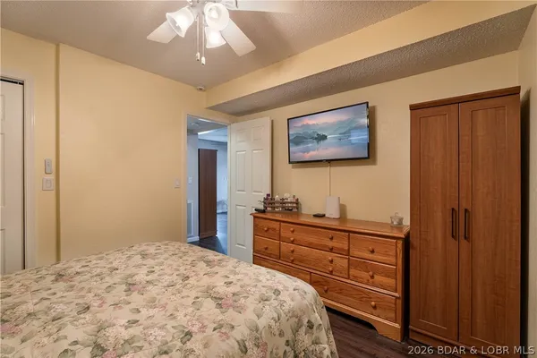 $215,000 | 103 Rock Dove Lane, Unit 1A, Camdenton, MO 65020