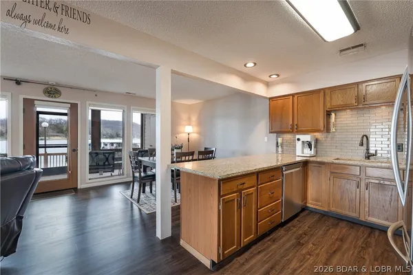 $215,000 | 103 Rock Dove Lane, Unit 1A, Camdenton, MO 65020