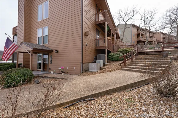 $215,000 | 103 Rock Dove Lane, Unit 1A, Camdenton, MO 65020