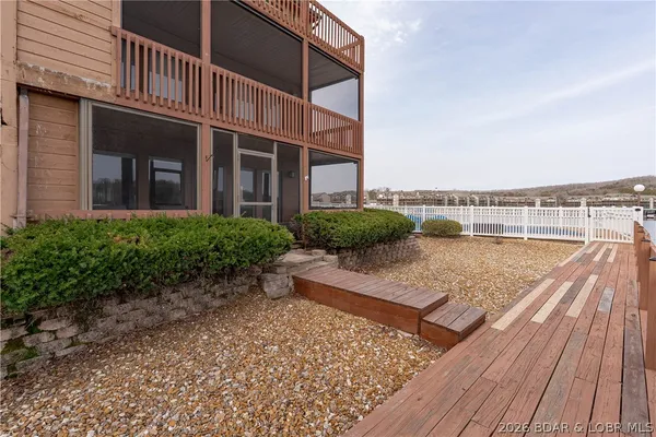 $215,000 | 103 Rock Dove Lane, Unit 1A, Camdenton, MO 65020