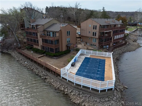 $215,000 | 103 Rock Dove Lane, Unit 1A, Camdenton, MO 65020