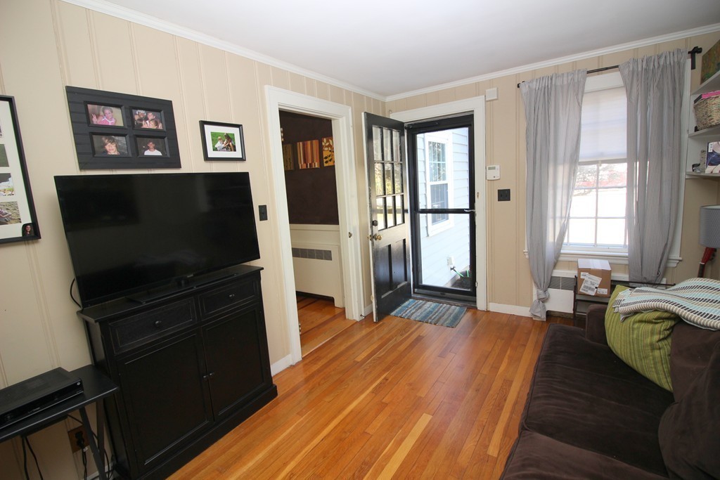 393 Edgell Road Framingham, MA 01701 - Photo 13 of 30