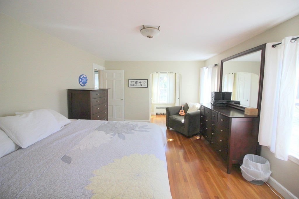 393 Edgell Road Framingham, MA 01701 - Photo 19 of 30