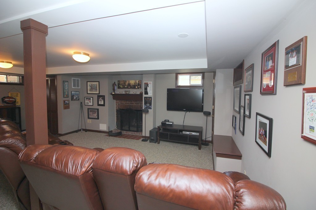 393 Edgell Road Framingham, MA 01701 - Photo 24 of 30