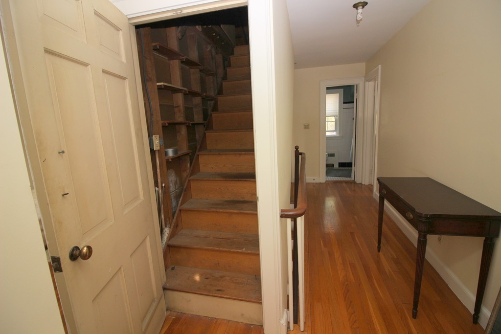 393 Edgell Road Framingham, MA 01701 - Photo 27 of 30