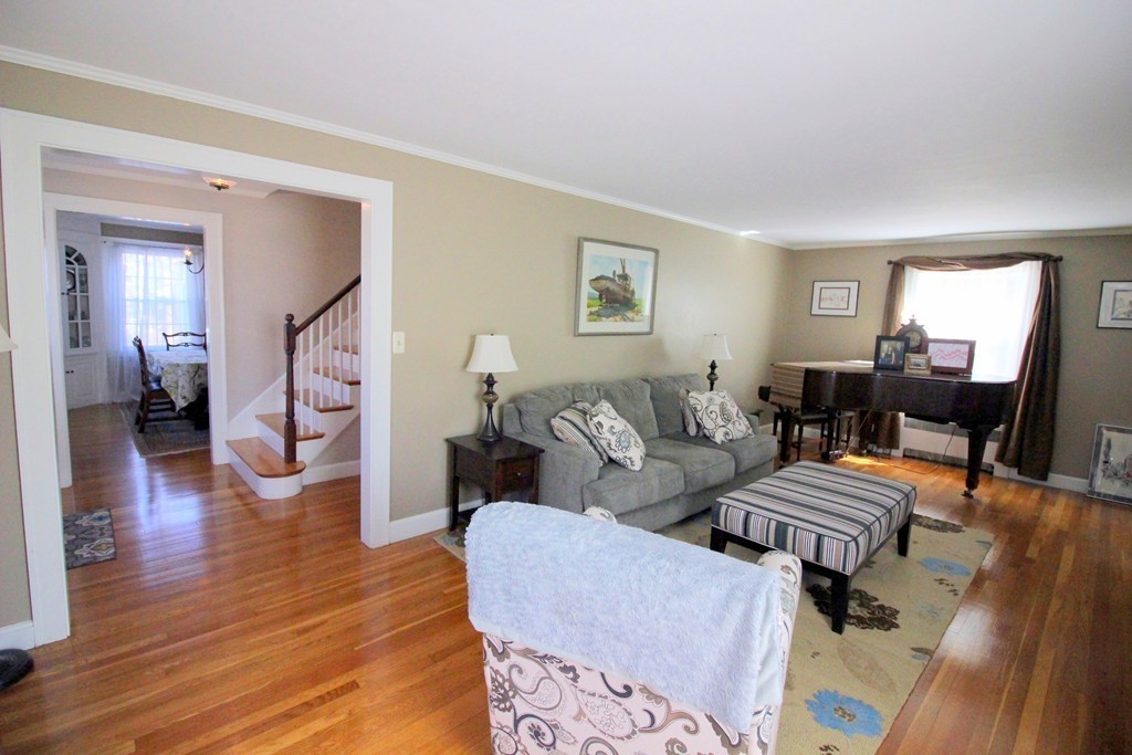 393 Edgell Road Framingham, MA 01701 - Photo 7 of 30