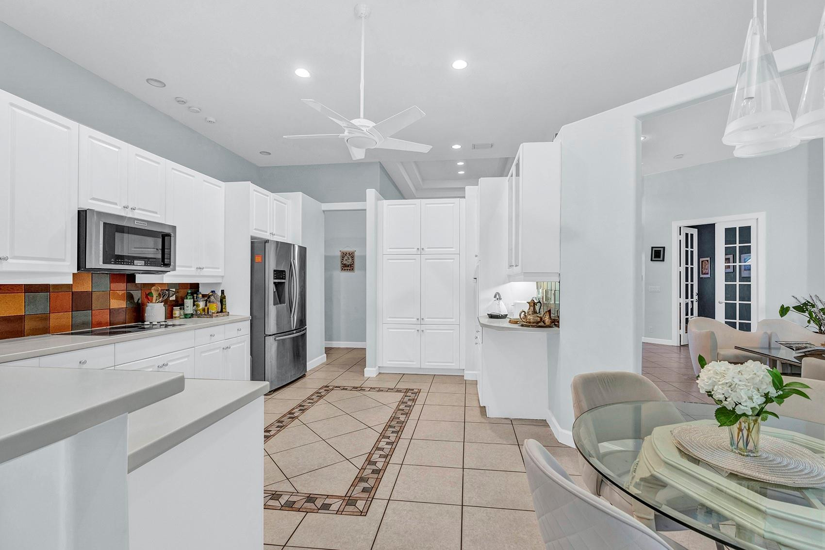 9737 Parkview Avenue Boca Raton, FL 33428 - Photo 12 of 24 Photo 12