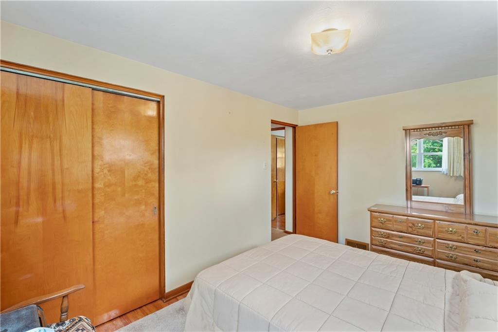 1264 Cook School Road Bridgeville, PA 15017 - Photo 9 of 22 Gallery Image 9