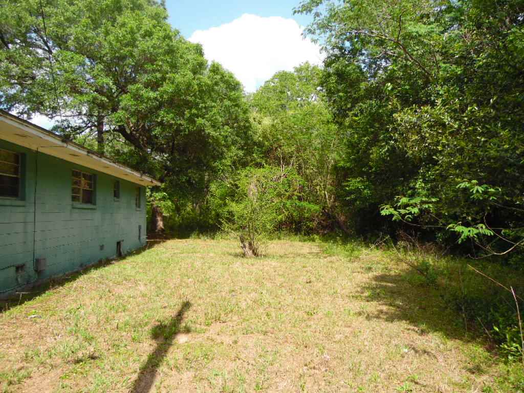 68 Axie Smith Road Quincy, FL 32352 - Photo 5 of 21 Gallery Image 5