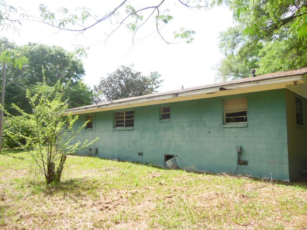 68 Axie Smith Road Quincy, FL 32352 - Photo 6 of 21 Gallery Image 6