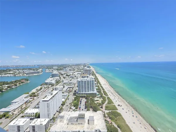 $5,500 | 6365 Collins Avenue, Unit 4311, Miami Beach, FL 33141