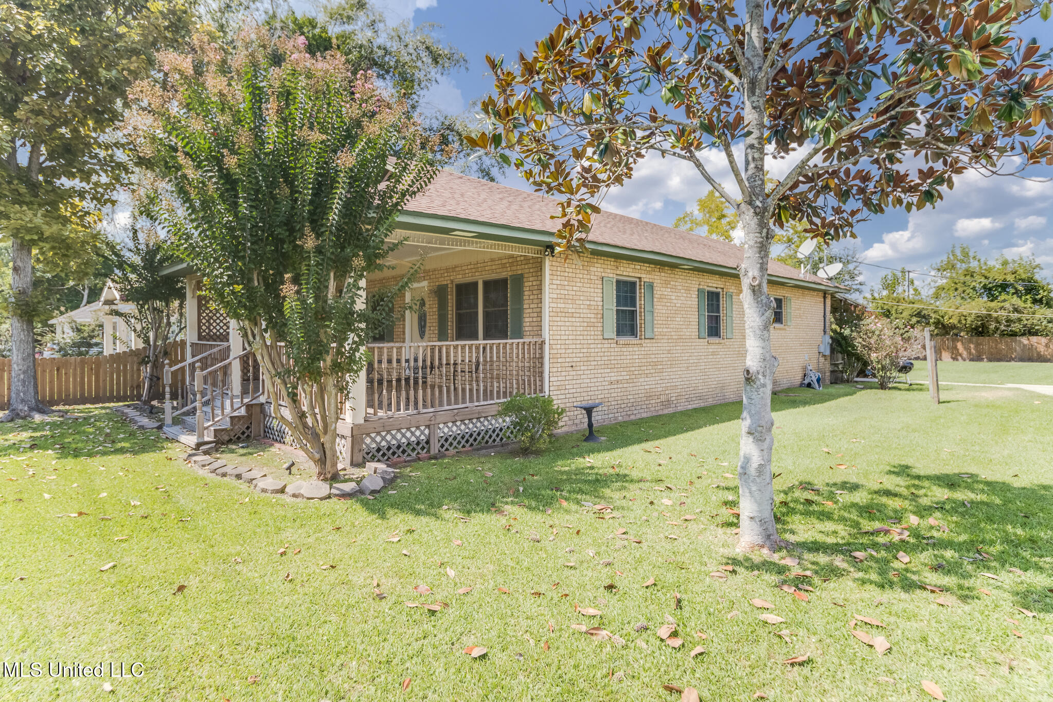 3174 Race Track Road D'Iberville, MS 39540 - Photo 3 of 31 IMG_0835