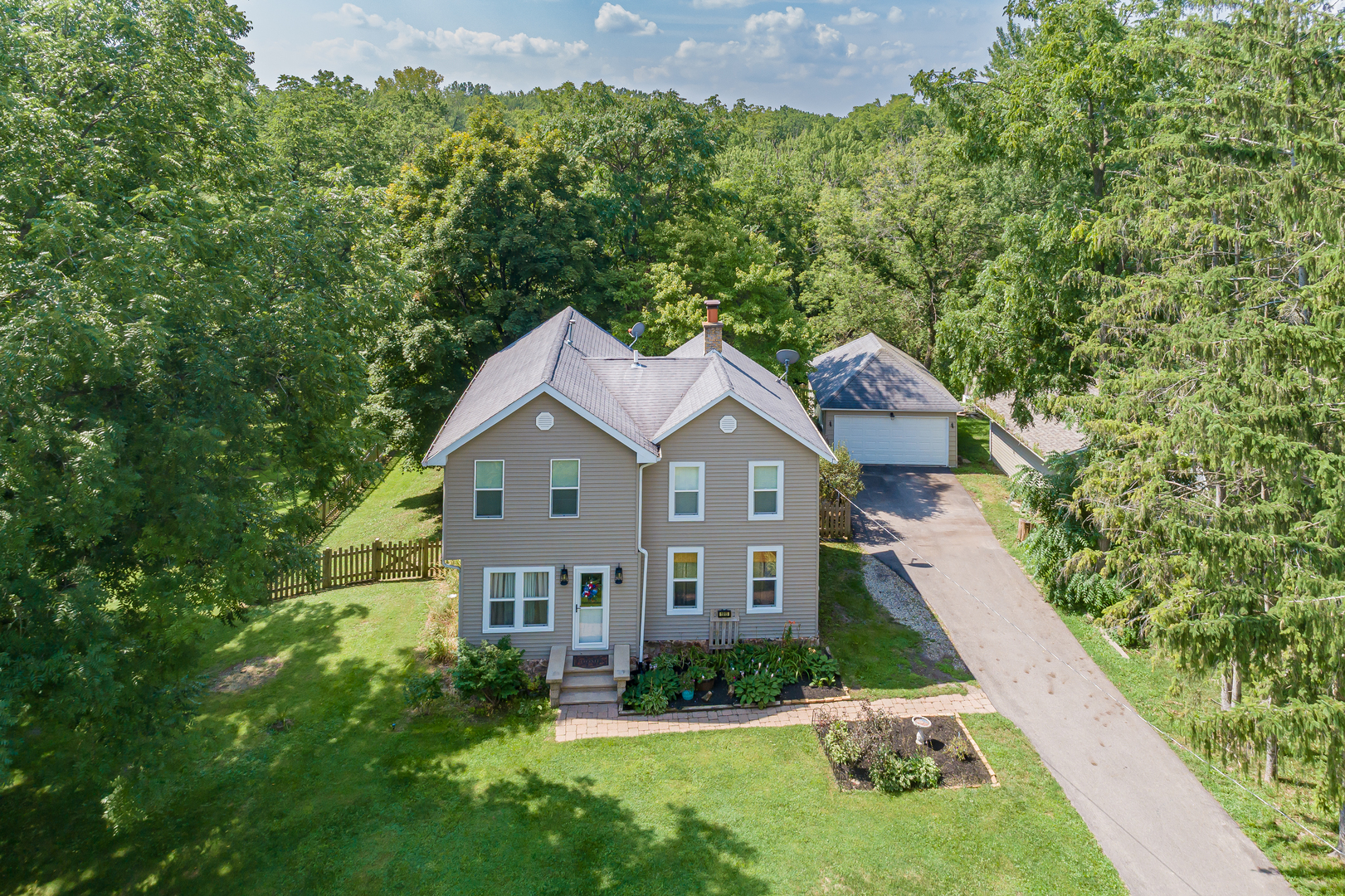 1915 Main Street Spring Grove, IL 60081 - Photo 8 of 19