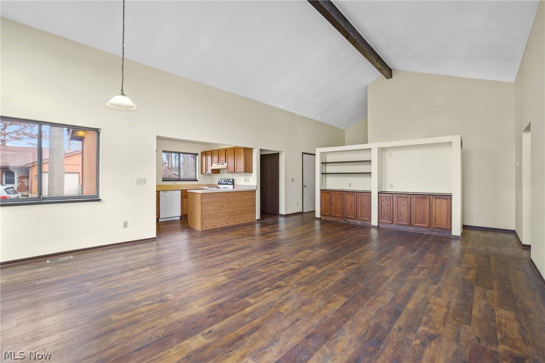 4605 Stow Road Stow, OH 44224 - Photo 5 of 26