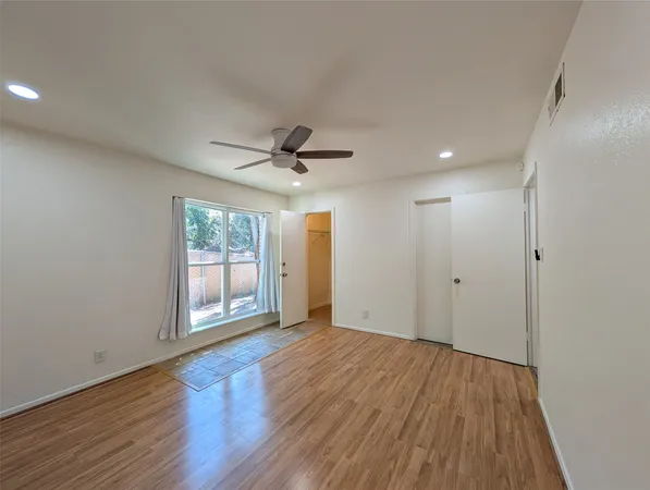 $975 | 7801 Shoal Creek Boulevard, Unit 144, Austin, TX 78757