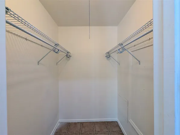 $975 | 7801 Shoal Creek Boulevard, Unit 144, Austin, TX 78757