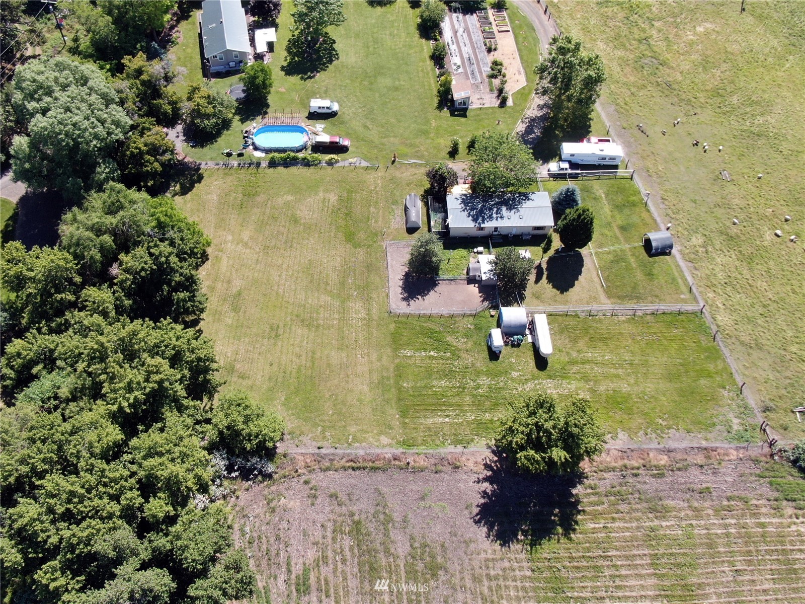 724 McBeth Road Walla Walla, WA 99362 - Photo 10 of 38 Gallery Image 10