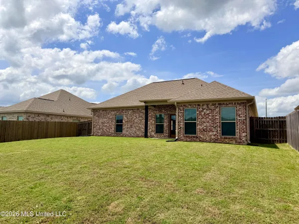 $290,000 | 704 Cottonwood Way, Pearl, MS 39208