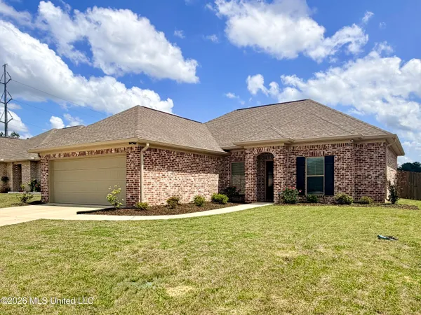$290,000 | 704 Cottonwood Way, Pearl, MS 39208