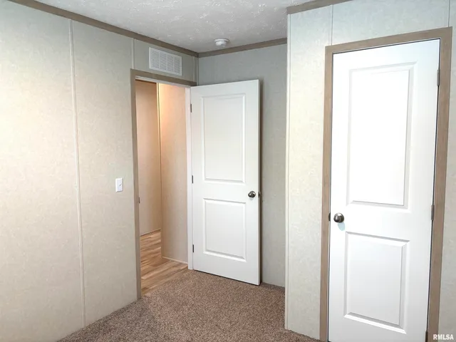 $75,900 | 1515 North Lincoln Avenue, Unit 68, Springfield, IL 62702