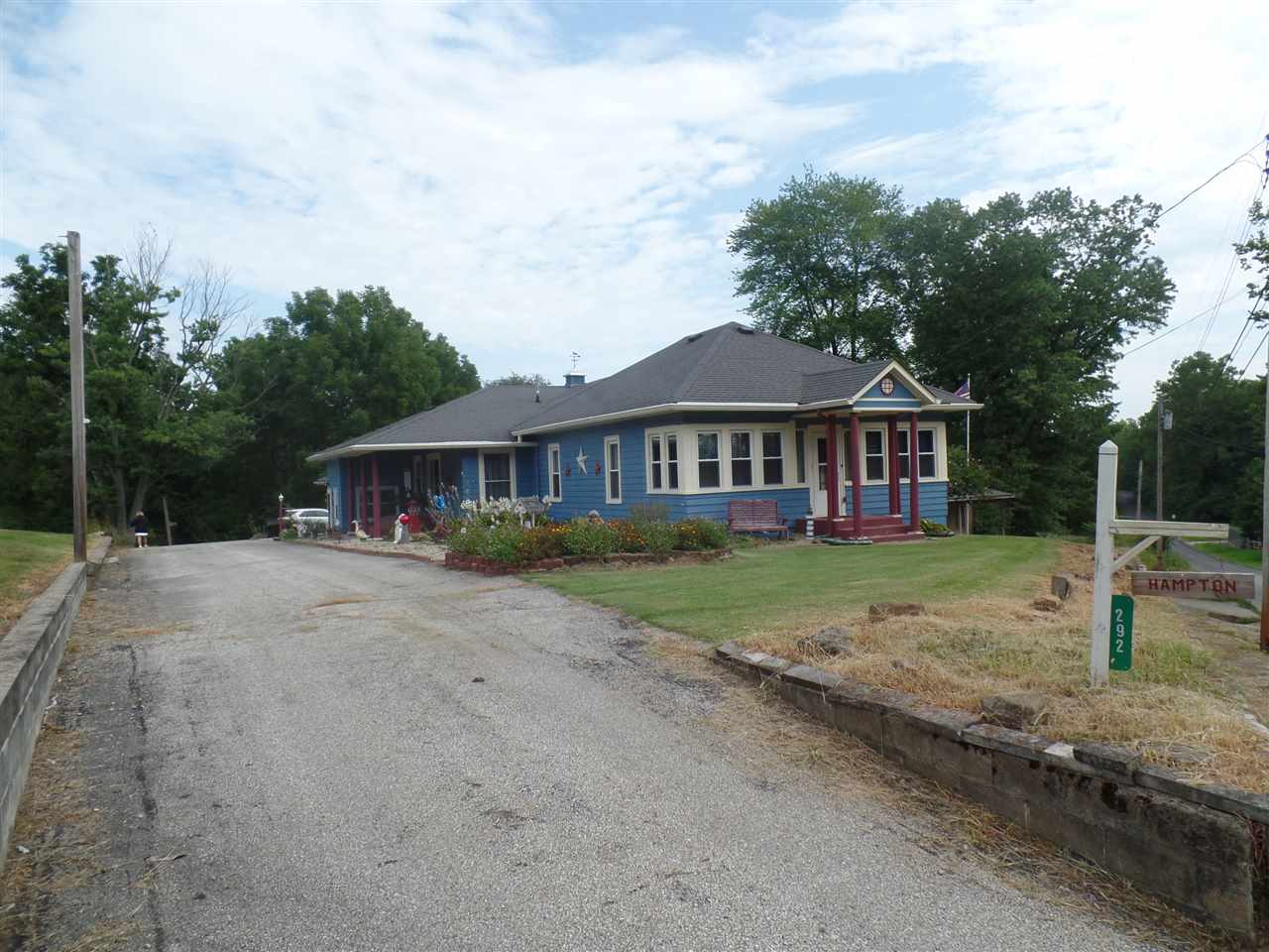 292 North Cold Springs Road Bloomfield, IN 47424 - Photo 22 of 32 Gallery Image 22
