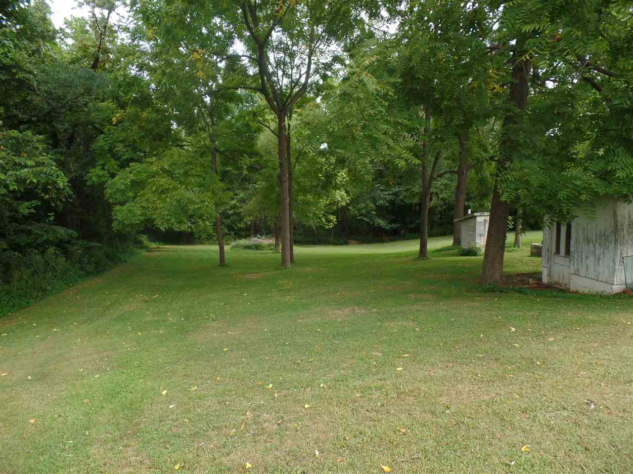 292 North Cold Springs Road Bloomfield, IN 47424 - Photo 26 of 32 Gallery Image 26