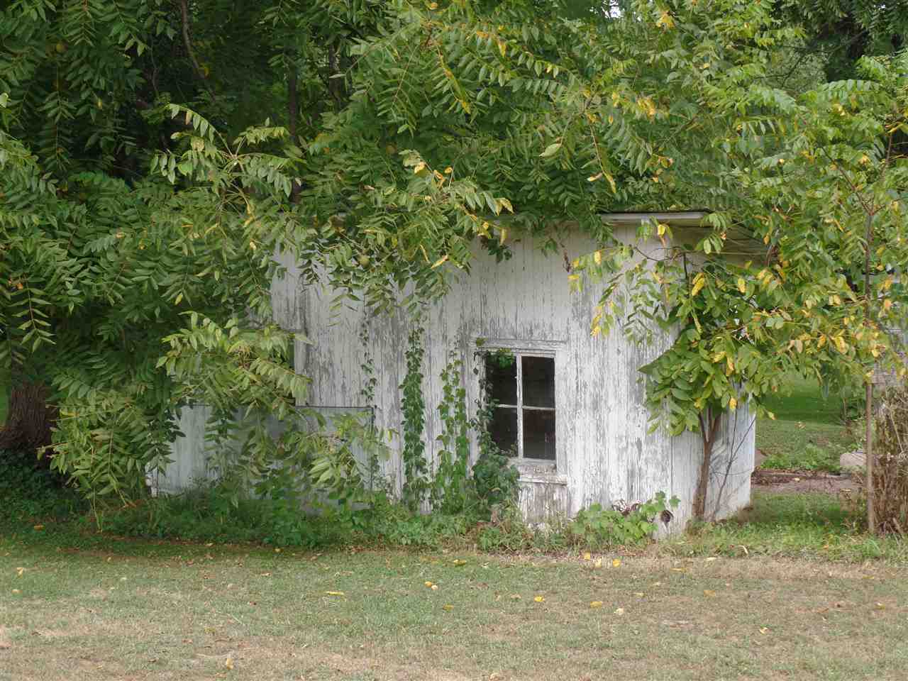 292 North Cold Springs Road Bloomfield, IN 47424 - Photo 27 of 32 Gallery Image 27