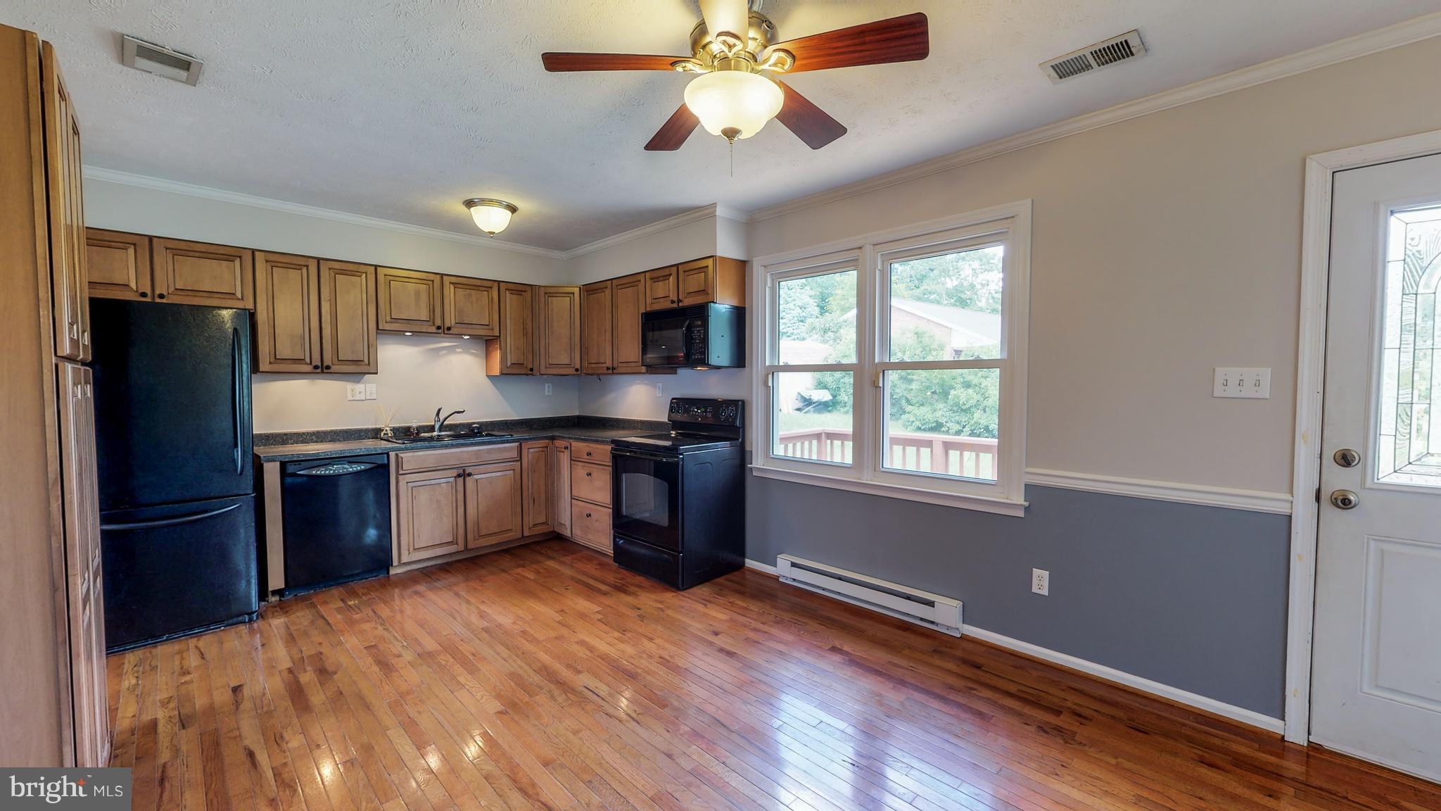 2 Ridge Road Front Royal, VA 22630 - Photo 4 of 24 Kitchen