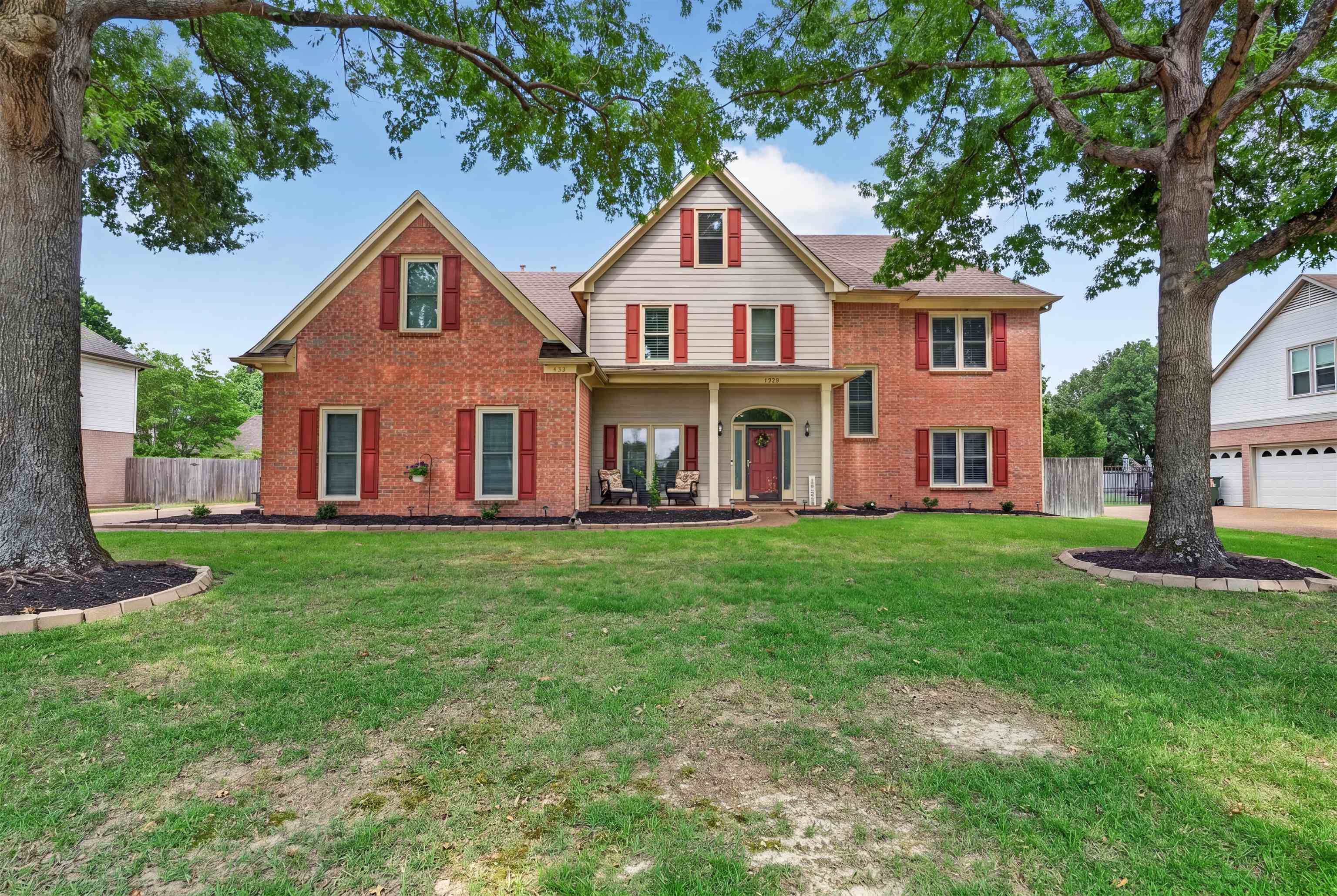1572 John Ridge Drive Collierville, TN 38017 - Photo 1 of 32