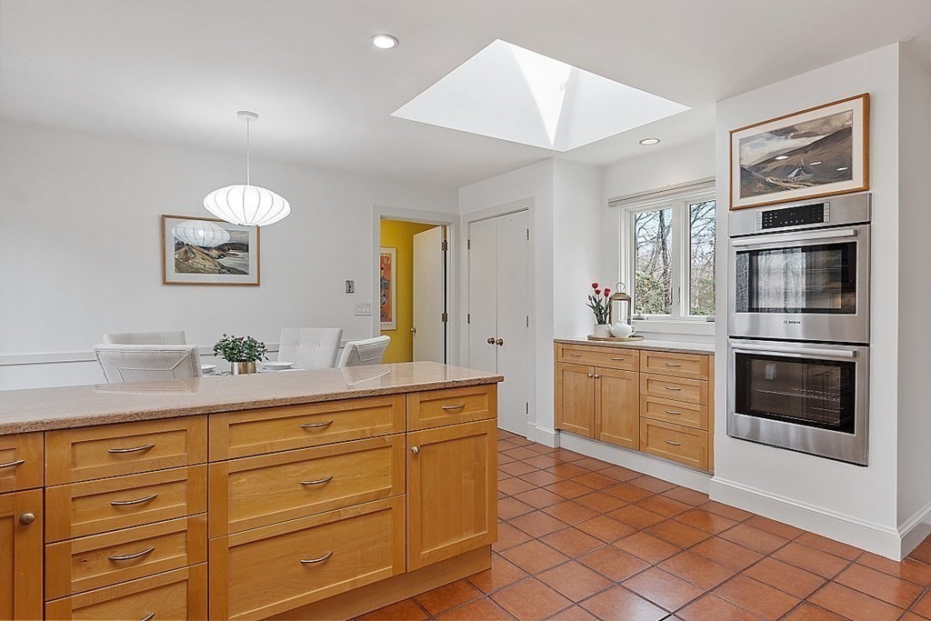 9 Oak Meadow Road Lincoln, MA 01773 - Photo 17 of 41 Gallery Image 17