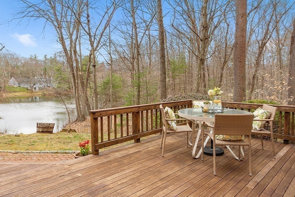 9 Oak Meadow Road Lincoln, MA 01773 - Photo 38 of 41 Gallery Image 38