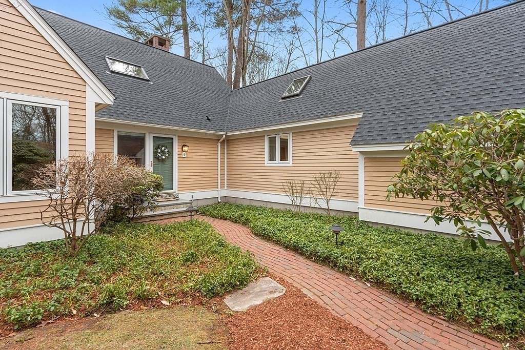 9 Oak Meadow Road Lincoln, MA 01773 - Photo 4 of 41 Gallery Image 4