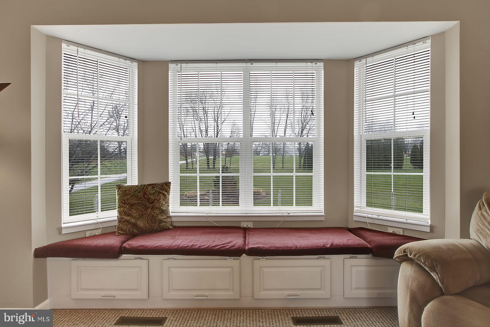 4602 East Berlin Road Thomasville, PA 17364 - Photo 3 of 42 Gallery Image 3