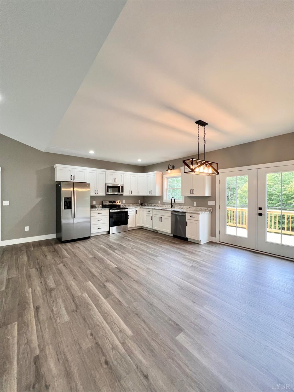 398 Hartless Road Amherst, VA 24521 - Photo 7 of 32 Gallery Image 7