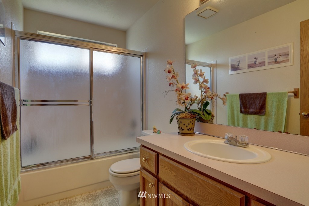 532 223rd Place Southeast Bothell, WA 98021 - Photo 16 of 25