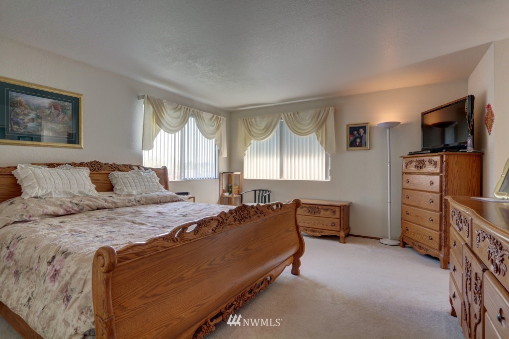 532 223rd Place Southeast Bothell, WA 98021 - Photo 17 of 25