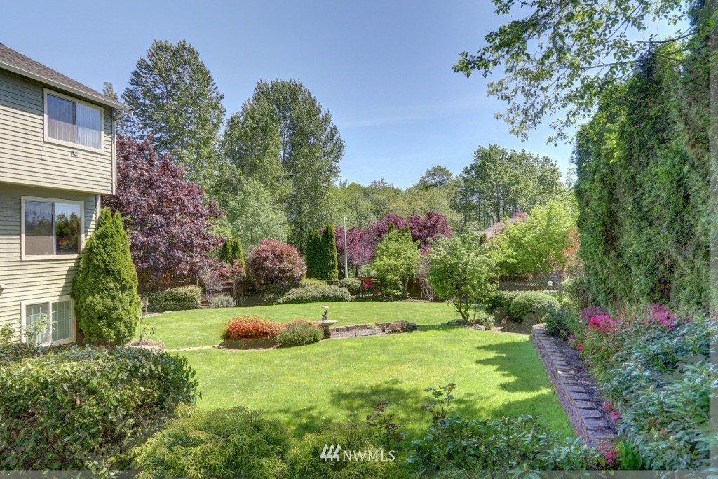 532 223rd Place Southeast Bothell, WA 98021 - Photo 4 of 25