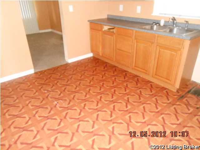 4905 Kendall Road Louisville, KY 40272 - Photo 3 of 6 Additional Photo